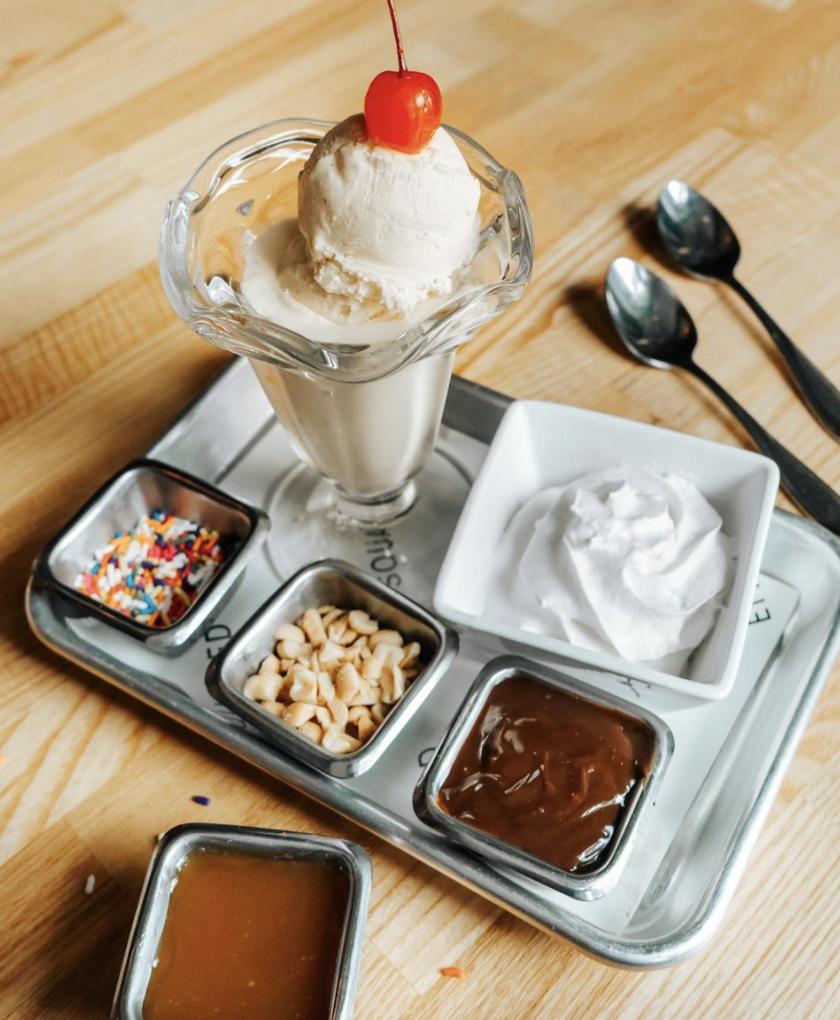 Emmy Squared Pizza: Glenwood Park Menu image 6